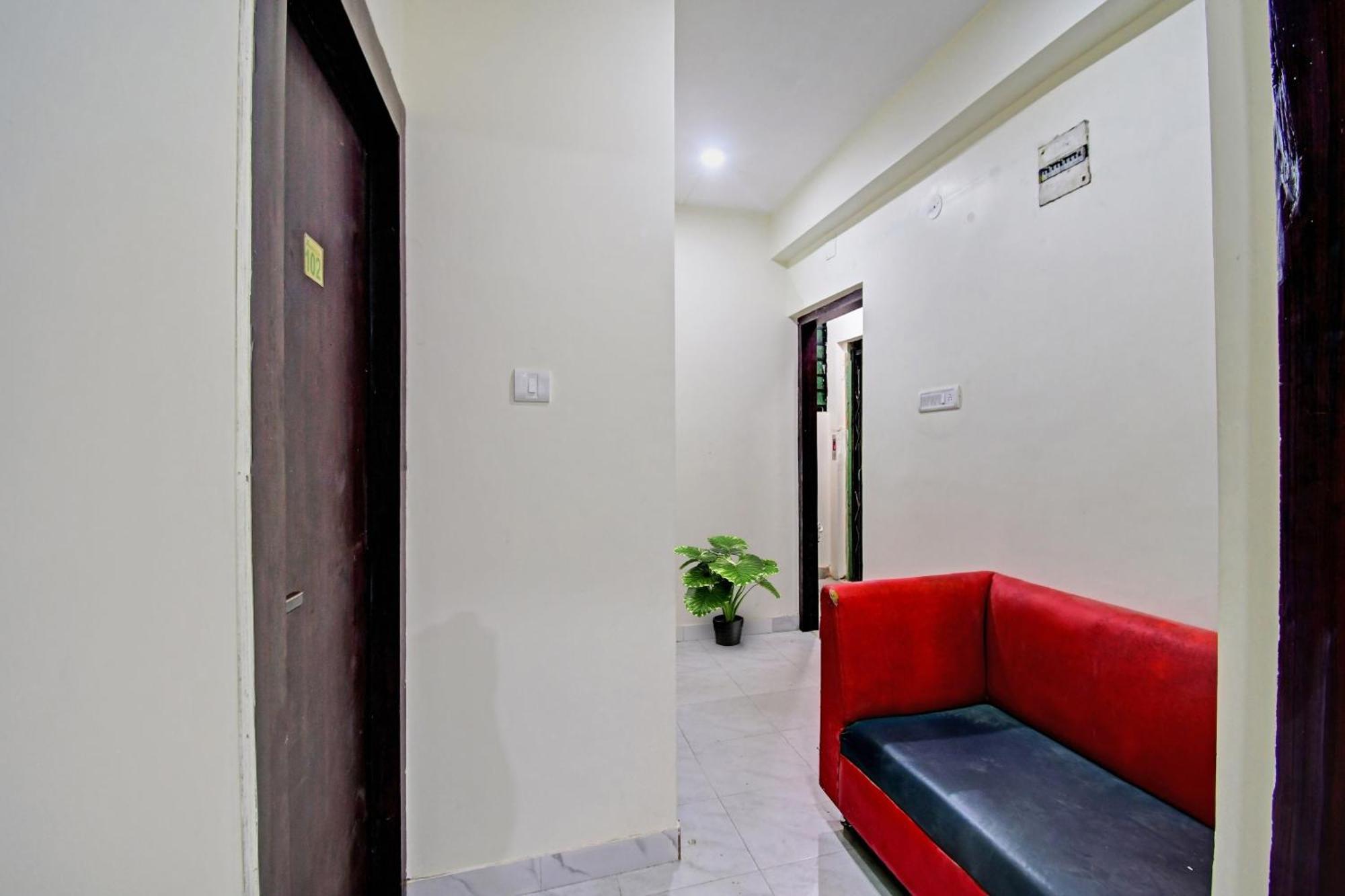 Super Collection O Green Leaf Near Acropolis Mall Jadabpur Экстерьер фото